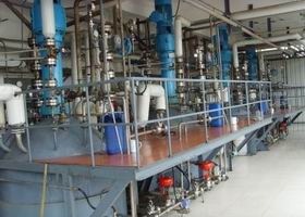 不飽和樹脂反應(yīng)釜、不飽和聚酯反應(yīng)釜 酚醛樹脂反應(yīng)釜 樹脂反應(yīng)釜 