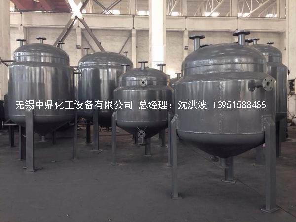 夾套保溫儲(chǔ)罐（立式儲(chǔ)罐、臥式儲(chǔ)罐）