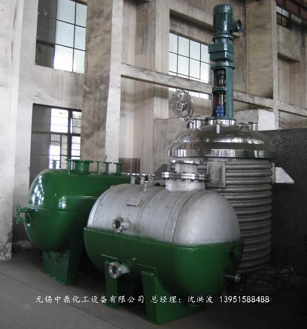 夾套保溫儲(chǔ)罐（立式儲(chǔ)罐、臥式儲(chǔ)罐）