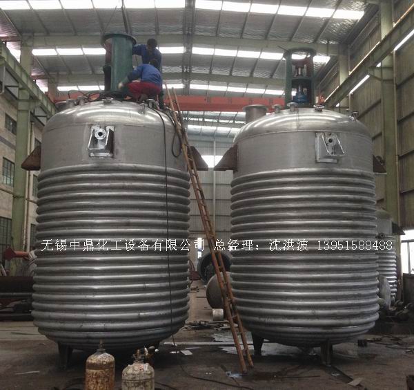蒸汽加熱反應(yīng)釜、導(dǎo)熱油循環(huán)加熱反應(yīng)釜 
