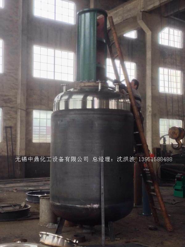 如皋某玻璃設(shè)備有限公司